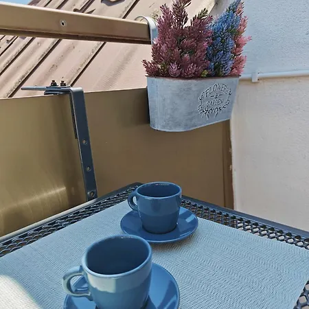 Elegant Seafront In - Beach Access Апартаменты Лидо-ди-Остия